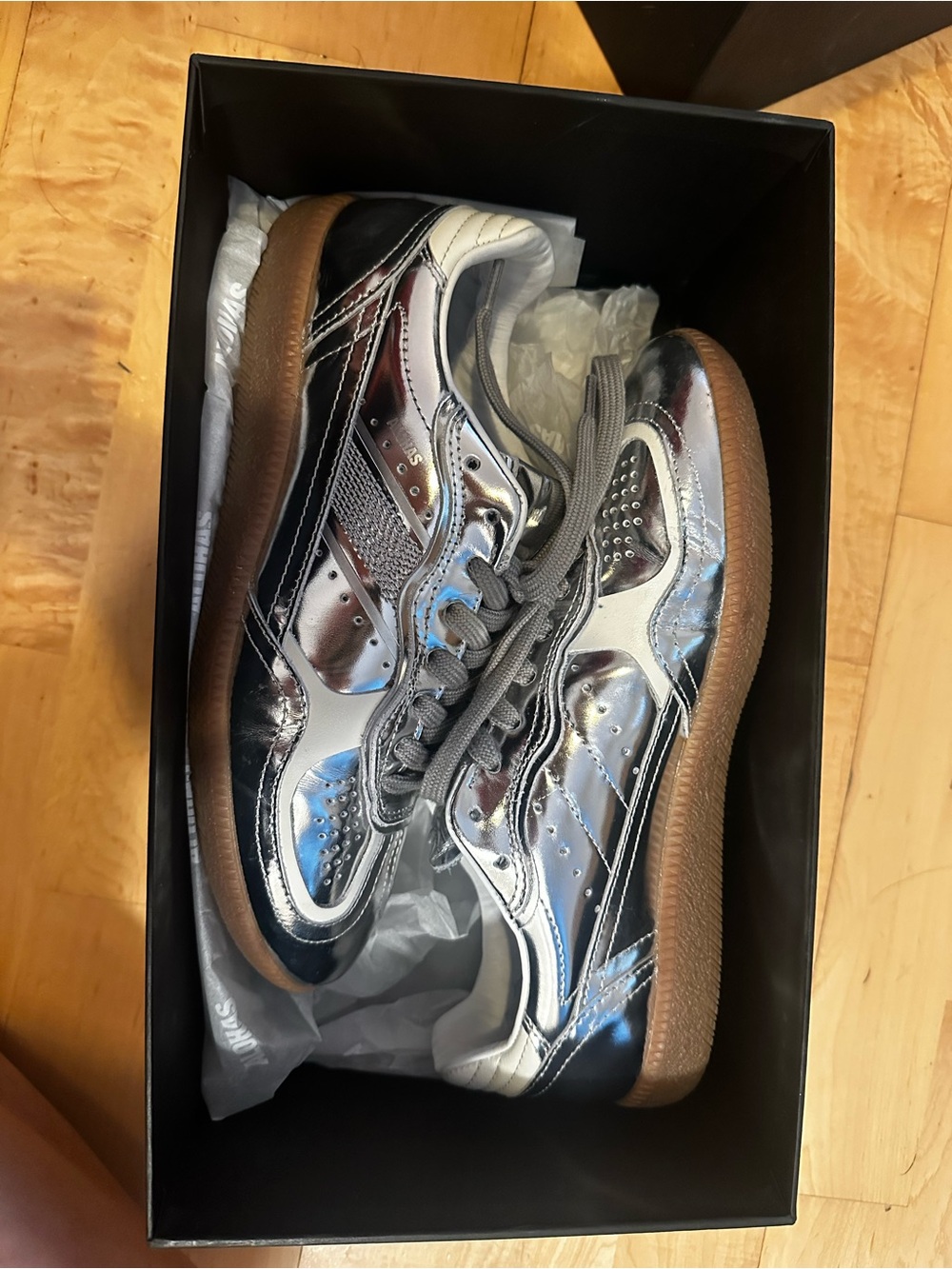 Alohas - TB.490 RIFE SHIMMER SILVER View 2